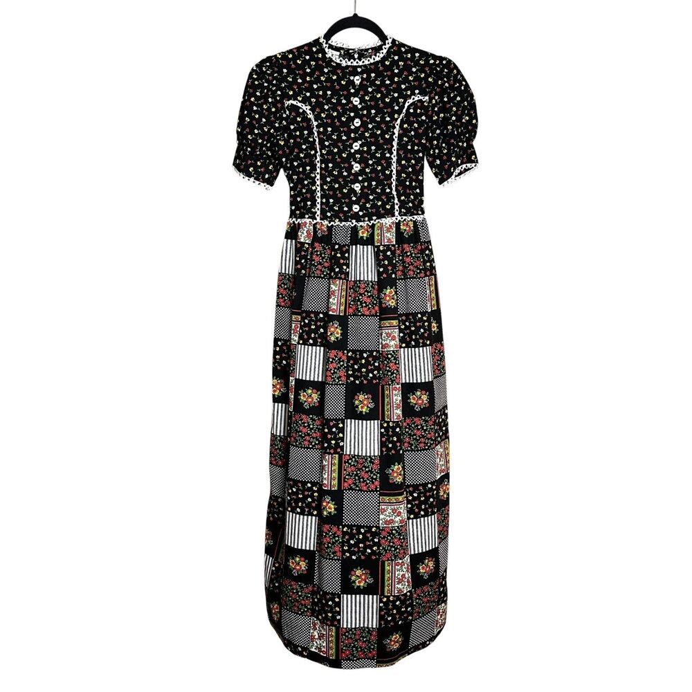Vintage Prairie Patchwork Floral Maxi Dress | Cottagecore‎ Puff Sleeve Modest
